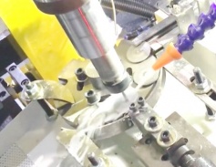 銅螺母全自動(dòng)攻絲機(jī)(博鴻機(jī)械)